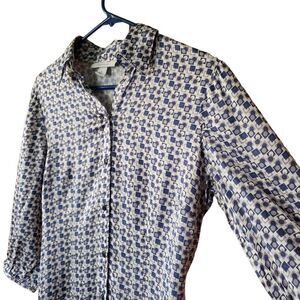 Dressbarn Button Blouse Geometric Collared Tie Belt